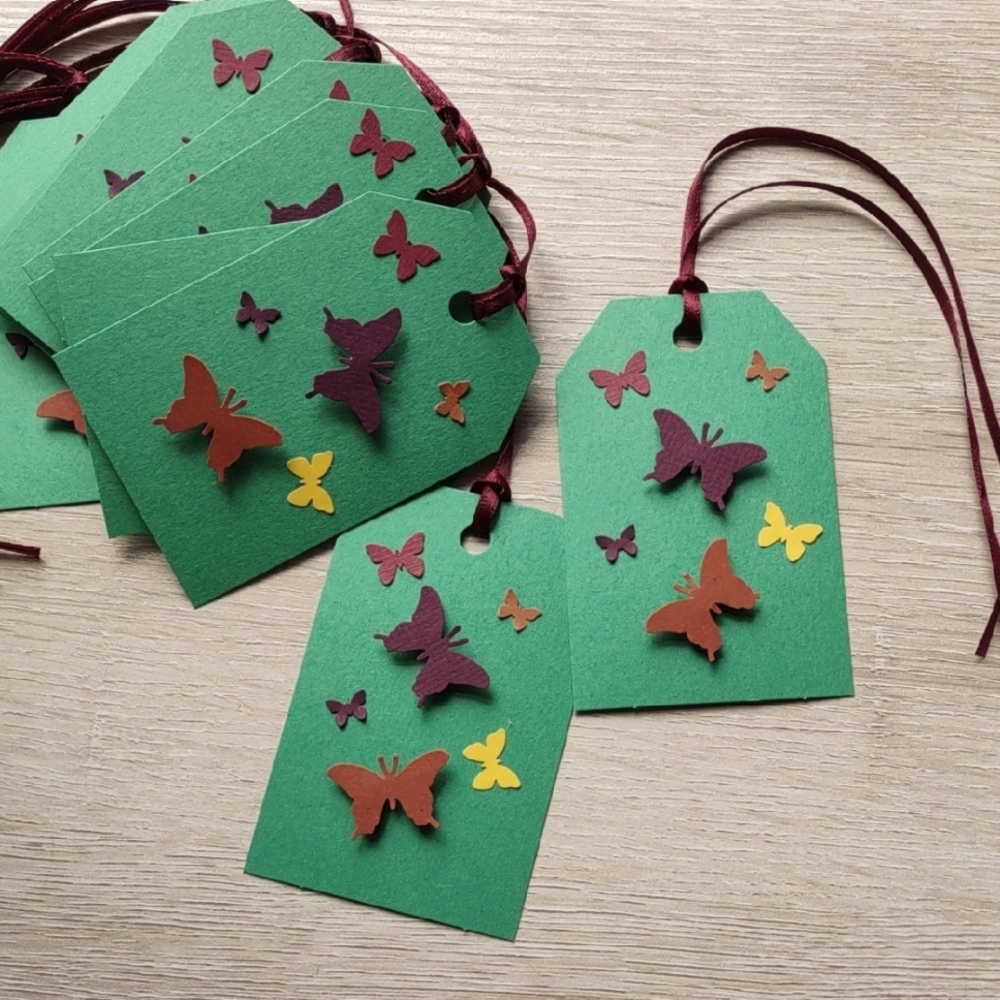 10 3D Green Butterfly Gift Tags